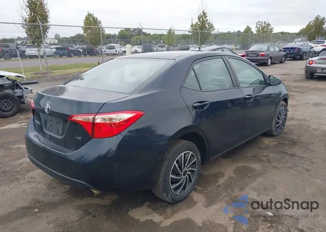 2017 Toyota Corolla Le z USA, uszkodzony, nr VIN 2T1BURHE7HC773924